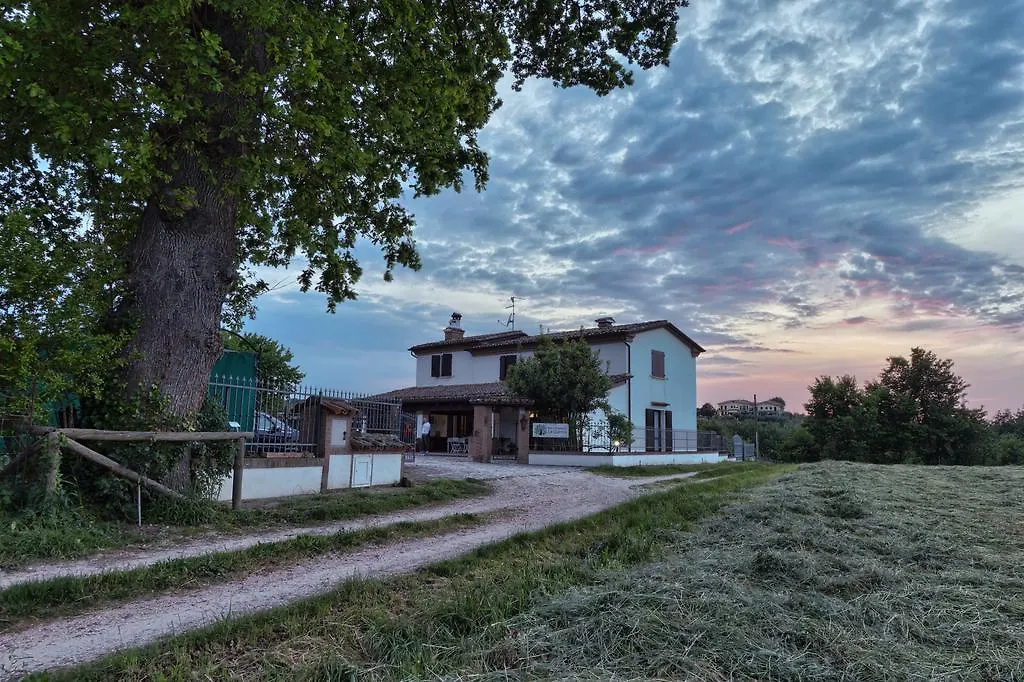 Farm stay Country Rooms & Suite La Quercia Coriano